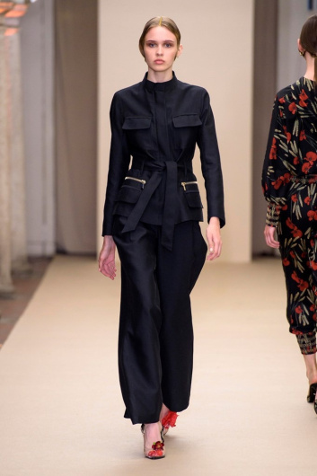 Fotoservizio/SS 2019/WOMEN/PRESENTAZIONE/ANTONIO CROCE/DP2/11
