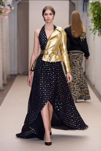 Fotoservizio/SS 2019/WOMEN/PRESENTAZIONE/ANTONIO CROCE/DP2/3
