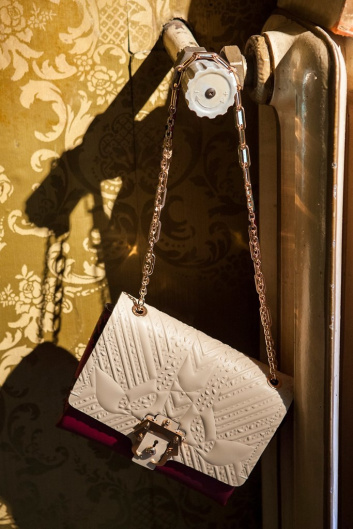 Fotoservizio/SS 2019/WOMEN/PRESENTAZIONE/PAULA CADEMARTORI/DP2/31