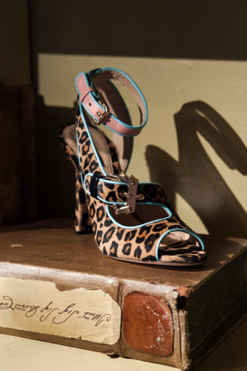 Fotoservizio/SS 2019/WOMEN/PRESENTAZIONE/PAULA CADEMARTORI/DP2/38