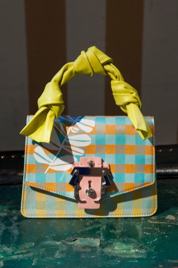 Fotoservizio/SS 2019/WOMEN/PRESENTAZIONE/PAULA CADEMARTORI/DP2/44