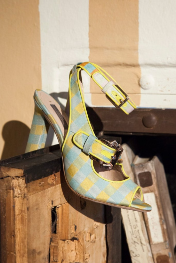 Fotoservizio/SS 2019/WOMEN/PRESENTAZIONE/PAULA CADEMARTORI/DP2/57