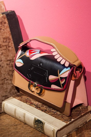 Fotoservizio/SS 2019/WOMEN/PRESENTAZIONE/PAULA CADEMARTORI/DP2/8