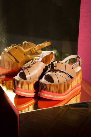 Fotoservizio/SS 2019/WOMEN/PRESENTAZIONE/PAULA CADEMARTORI/DP2/1