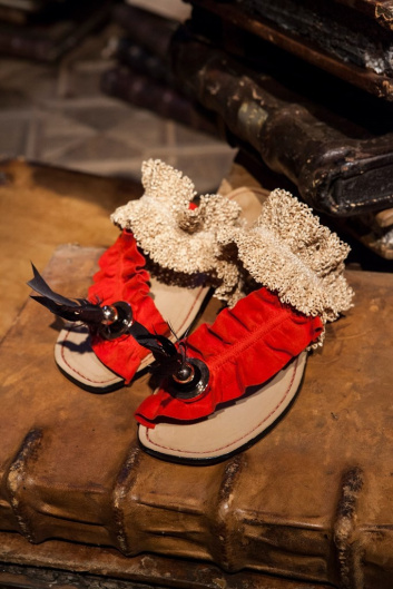 Fotoservizio/SS 2019/WOMEN/PRESENTAZIONE/PAULA CADEMARTORI/DP2/29