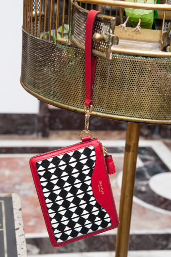 Fotoservizio/SS 2019/WOMEN/PRESENTAZIONE/SERAPIAN/DP2/2