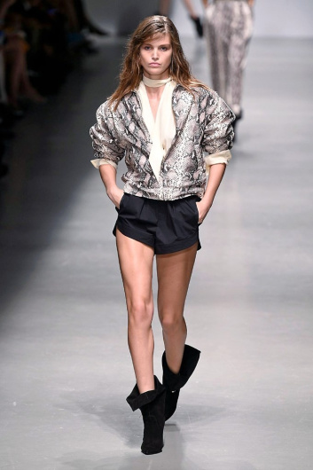Fotoservizio/SS 2019/WOMEN/SFILATA/PHILOSOPHY DI LORENZO SERAFINI/DP2/1