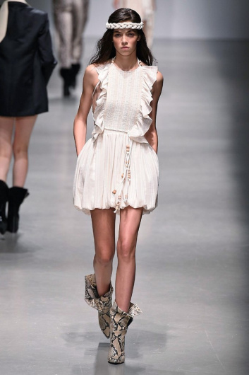 Fotoservizio/SS 2019/WOMEN/SFILATA/PHILOSOPHY DI LORENZO SERAFINI/DP2/5