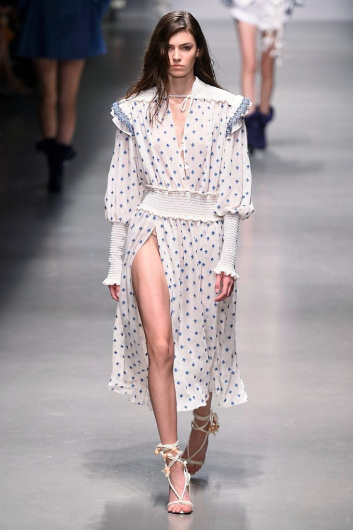 Fotoservizio/SS 2019/WOMEN/SFILATA/PHILOSOPHY DI LORENZO SERAFINI/DP2/18