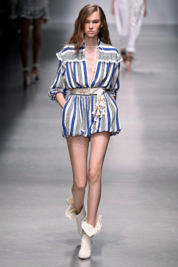 Fotoservizio/SS 2019/WOMEN/SFILATA/PHILOSOPHY DI LORENZO SERAFINI/DP2/20