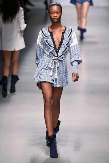 Fotoservizio/SS 2019/WOMEN/SFILATA/PHILOSOPHY DI LORENZO SERAFINI/DP2/15