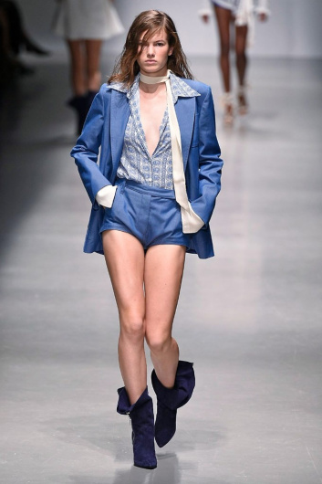 Fotoservizio/SS 2019/WOMEN/SFILATA/PHILOSOPHY DI LORENZO SERAFINI/DP2/16