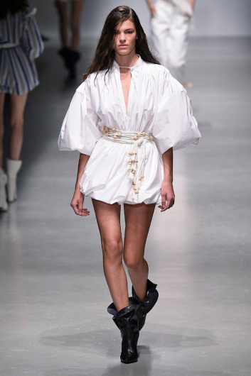 Fotoservizio/SS 2019/WOMEN/SFILATA/PHILOSOPHY DI LORENZO SERAFINI/DP2/2