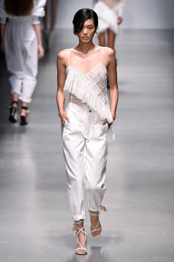 Fotoservizio/SS 2019/WOMEN/SFILATA/PHILOSOPHY DI LORENZO SERAFINI/DP2/3