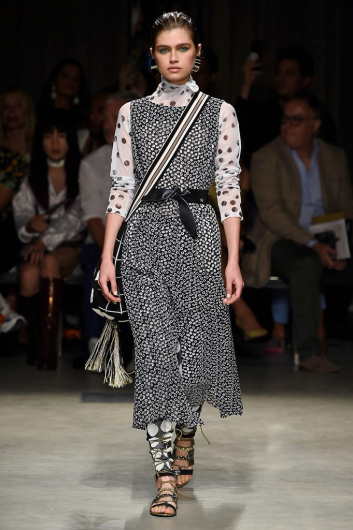 Fotoservizio/SS 2019/WOMEN/SFILATA/CIVIDINI/DP2/1