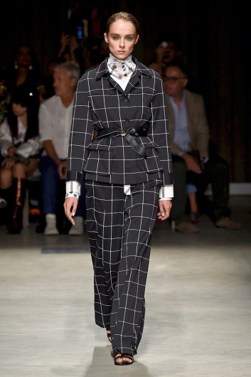 Fotoservizio/SS 2019/WOMEN/SFILATA/CIVIDINI/DP2/5