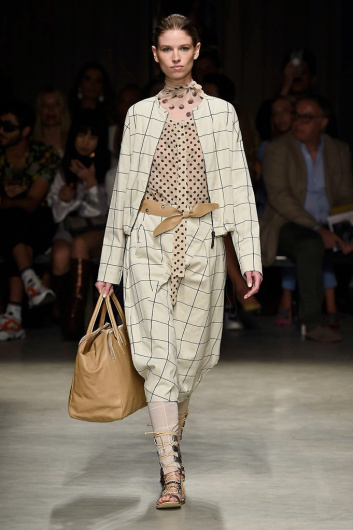 Fotoservizio/SS 2019/WOMEN/SFILATA/CIVIDINI/DP2/2