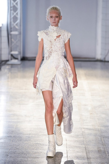 Fotoservizio/SS 2019/WOMEN/SFILATA/A.F.VANDEVORST/DP2/2