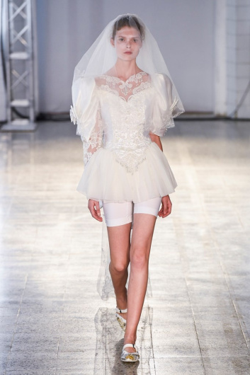 Fotoservizio/SS 2019/WOMEN/SFILATA/A.F.VANDEVORST/DP2/25