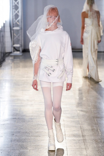 Fotoservizio/SS 2019/WOMEN/SFILATA/A.F.VANDEVORST/DP2/21