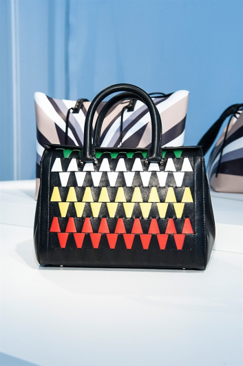 Fotoservizio/SS 2016/WOMEN/ELENA GHISELLINI/DP2/21