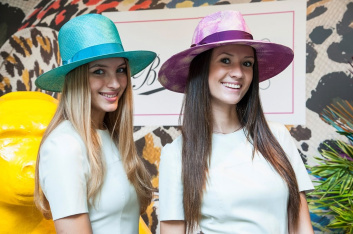 Fotoservizio/SS 2019/WOMEN/PRESENTAZIONE/BORSALINO/DP2/0
