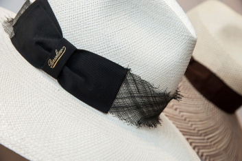 Fotoservizio/SS 2019/WOMEN/PRESENTAZIONE/BORSALINO/DP2/38
