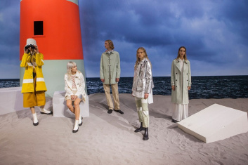 Fotoservizio/SS 2019/WOMEN/PRESENTAZIONE/FAY/DP2/31