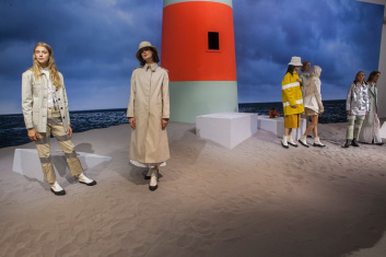 Fotoservizio/SS 2019/WOMEN/PRESENTAZIONE/FAY/DP2/32