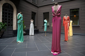 Fotoservizio/SS 2019/WOMEN/PRESENTAZIONE/RHEA COSTA/DP2/31