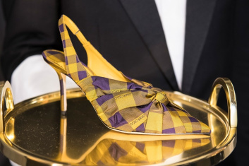 Fotoservizio/SS 2019/WOMEN/PRESENTAZIONE/JIMMY CHOO/DP2/1