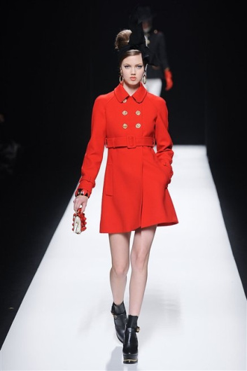 Fotoservizio/FW 2012-2013/WOMEN/MOSCHINO/5