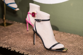 Fotoservizio/SS 2019/WOMEN/PRESENTAZIONE/GIANNICO/DP2/6