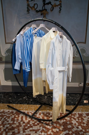 Fotoservizio/SS 2019/WOMEN/PRESENTAZIONE/PIAZZA SEMPIONE/DP2/8