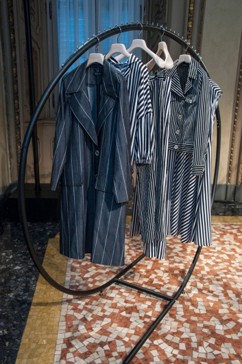 Fotoservizio/SS 2019/WOMEN/PRESENTAZIONE/PIAZZA SEMPIONE/DP2/33