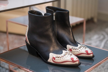 Fotoservizio/SS 2019/WOMEN/PRESENTAZIONE/LE SILLA/DP2/27