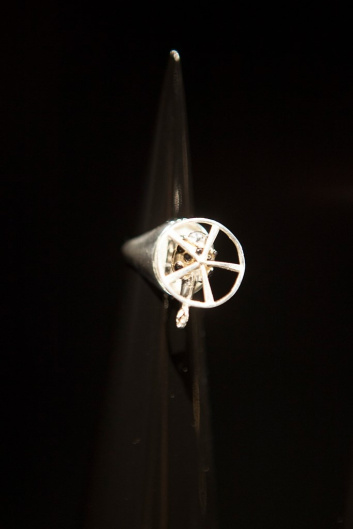 Fotoservizio/SS 2019/WOMEN/PRESENTAZIONE/GIANNI DE BENEDITTIS PER FUTUROREMOTO GIOIELLI/DP2/9