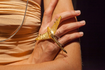 Fotoservizio/SS 2019/WOMEN/PRESENTAZIONE/GIANNI DE BENEDITTIS PER FUTUROREMOTO GIOIELLI/DP2/44