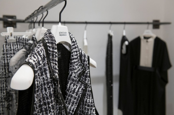 Fotoservizio/SS 2019/WOMEN/PRESENTAZIONE/GIANLUCA CAPANNOLO/DP2/19