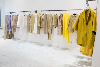 Fotoservizio/SS 2019/WOMEN/PRESENTAZIONE/GIANLUCA CAPANNOLO/DP2/25