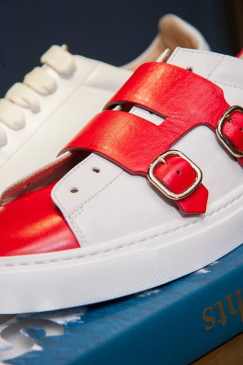 Fotoservizio/SS 2019/WOMEN/PRESENTAZIONE/DOUCAL'S/DP2/26