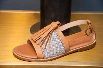 Fotoservizio/SS 2019/WOMEN/PRESENTAZIONE/DOUCAL'S/DP2/39