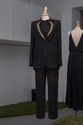 Fotoservizio/SS 2019/WOMEN/PRESENTAZIONE/SEVENTY/DP2/7
