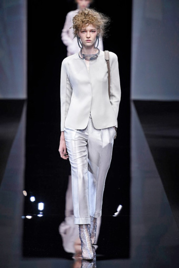 Fotoservizio/SS 2019/WOMEN/SFILATA/GIORGIO ARMANI/DP2/5
