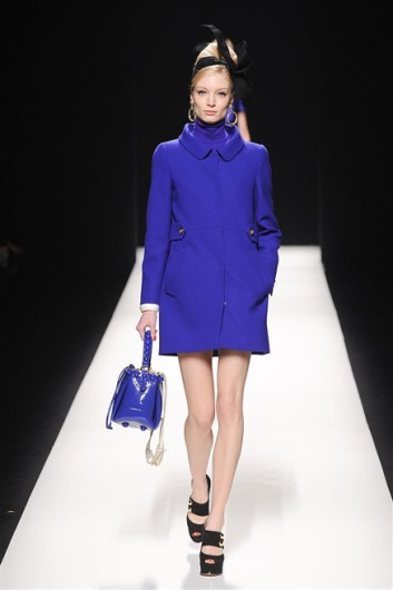 Fotoservizio/FW 2012-2013/WOMEN/MOSCHINO/16