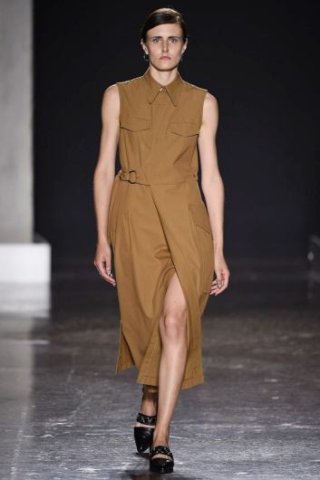 Fotoservizio/SS 2019/WOMEN/SFILATA/UJOH/DP2/13