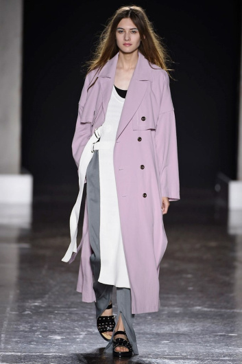 Fotoservizio/SS 2019/WOMEN/SFILATA/UJOH/DP2/9