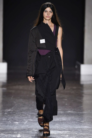 Fotoservizio/SS 2019/WOMEN/SFILATA/UJOH/DP2/37