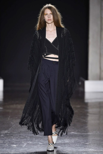 Fotoservizio/SS 2019/WOMEN/SFILATA/UJOH/DP2/38