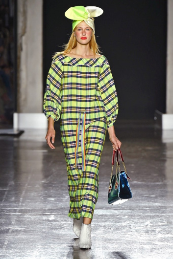 Fotoservizio/SS 2019/WOMEN/SFILATA/ULTRÀCHIC/DP2/4